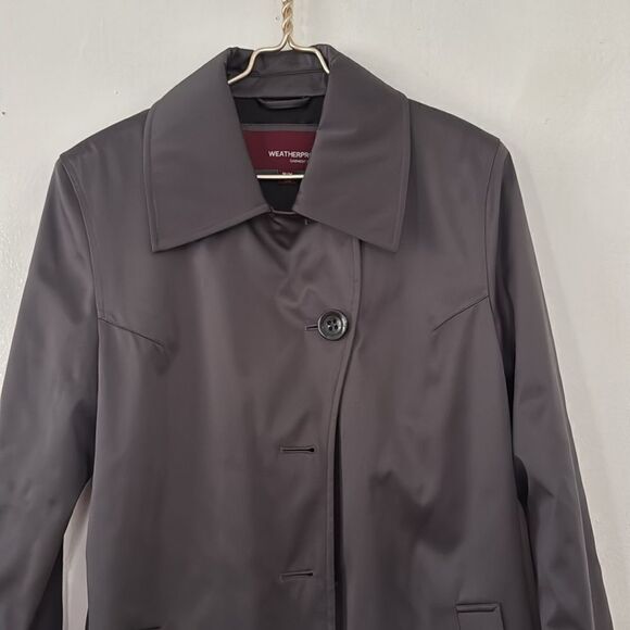Weatherproof jacket EUC - Picture 2 of 10